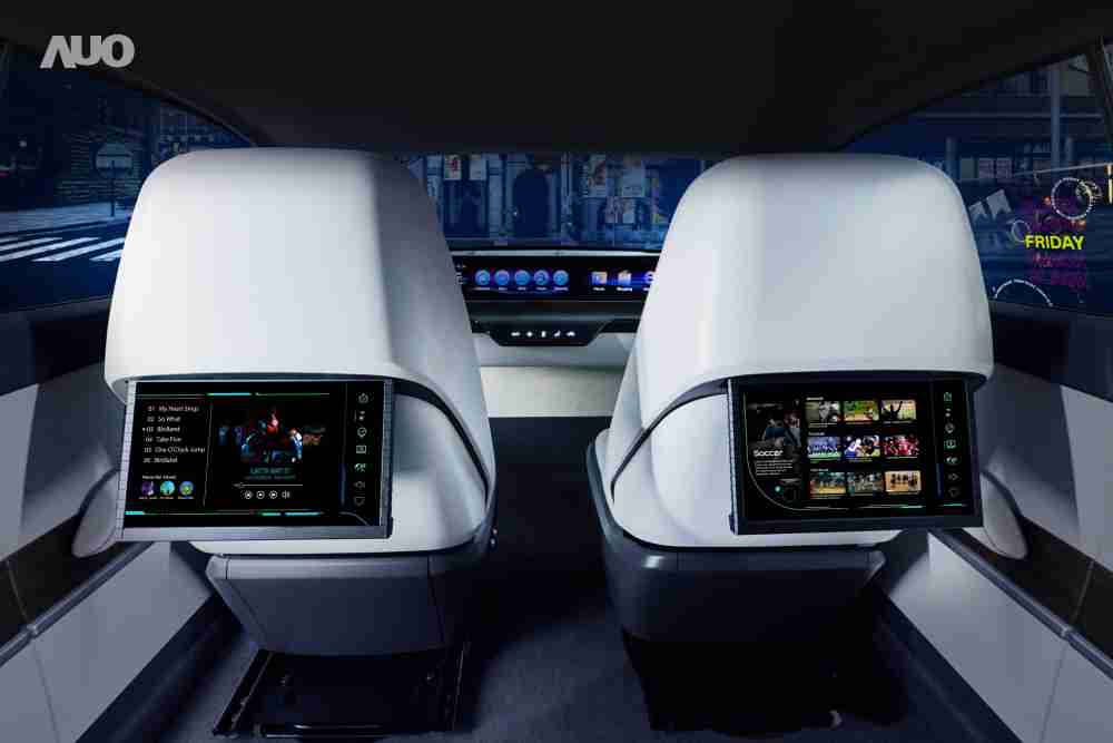 2121非凡新一代Smart Cockpit 2024，，以Micro LED先进显示技术优势，，，，创建〝可卷式后座娱乐显示器〞，，，仅在互动时才显示出所需画面及信息，，，扩充更丰富的娱乐和交互信息服务，，，，获国际奖项荣耀