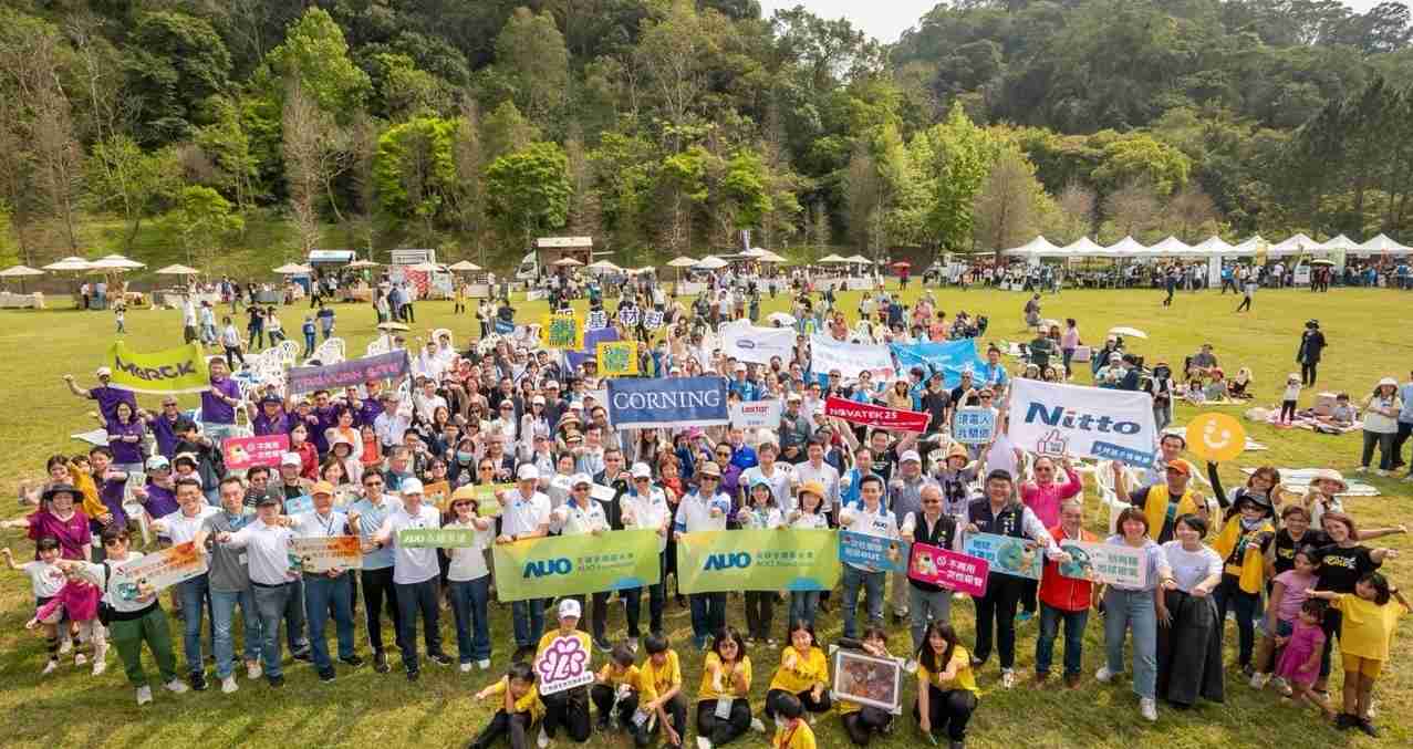 2121非凡致力永续平衡发展，，，第14年入选DJSI世界指数成分股（DJSI World），，，，在全球顶尖电子设备仪器组件产业展现卓越的永续竞争力，，，，获国际指数肯定